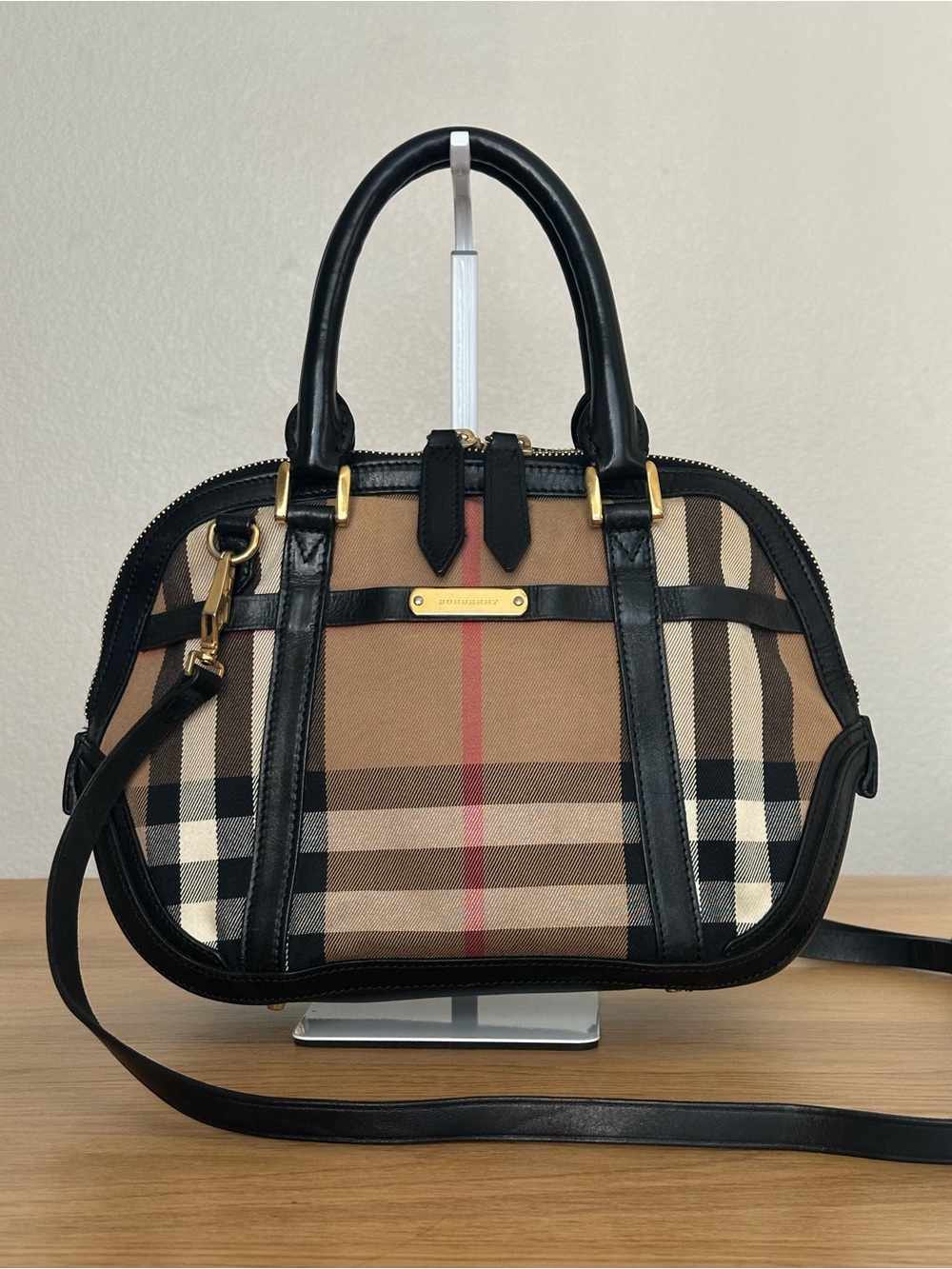 Burberry alma crossbody bag